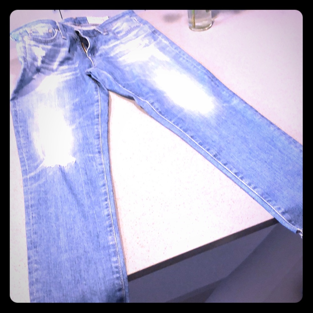 AG jeans 28 crop